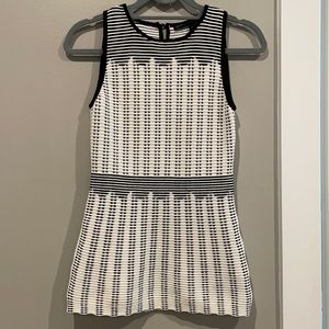 Nice black H and white M blouse in perfect condition